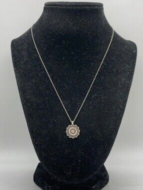 Sunwest Sterling Silver Filigree Floral Pendant Necklace 18.5" to 20.5" Vintage